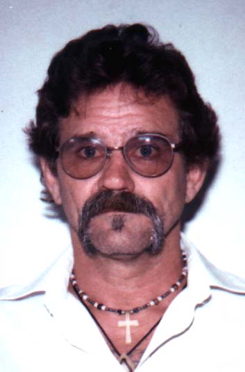 South Kona Man Reported Missing 08-23-01 - JeffHenderson